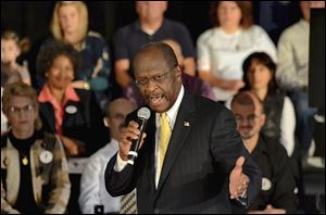 Republican presidential candidate Herman Cain has scheduled a news conference for Saturday to make an announcement to 'clarify what the next steps are.'