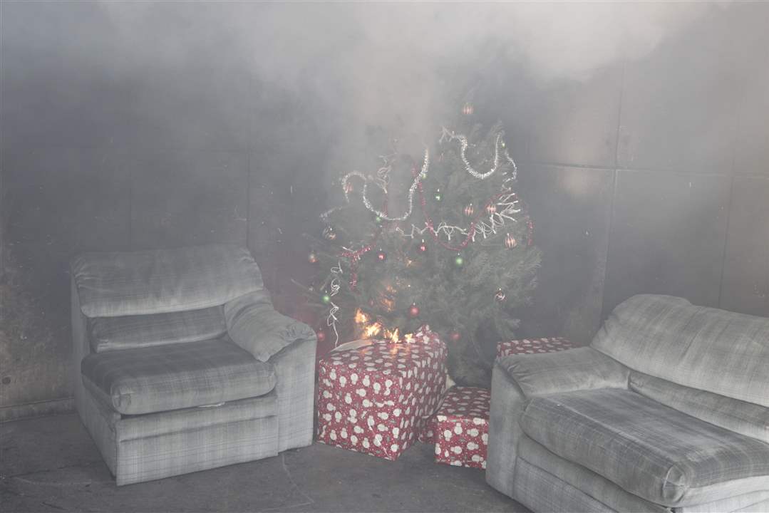 Christmas-tree-burn