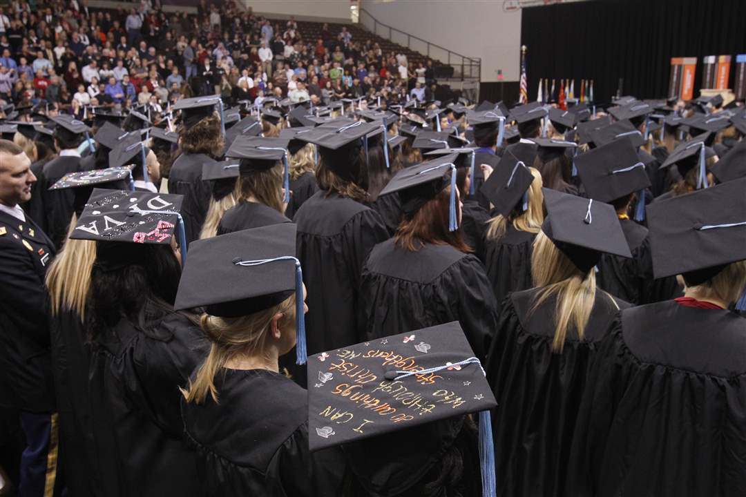 Graduates-attend-the-BGSU-272nd-graduation