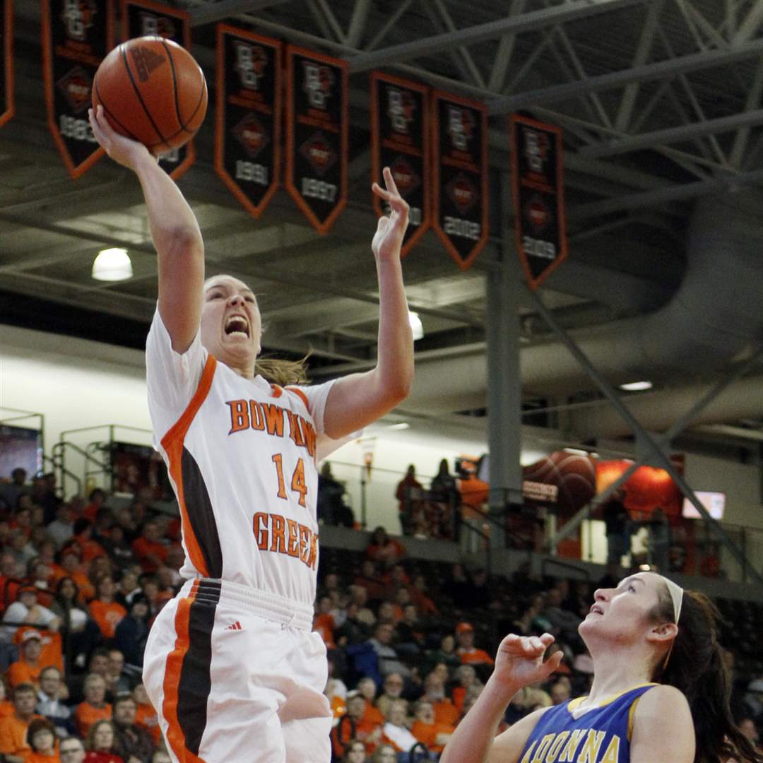 slagle-bg-guard-takes-shot