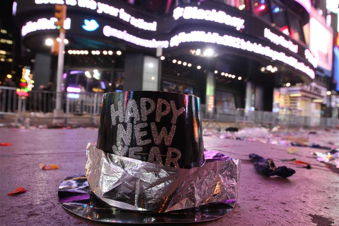 New-Years-Eve-NYC-debris