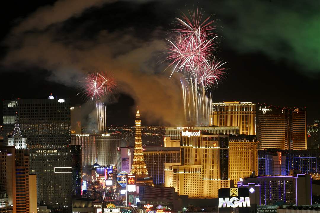 Vegas-New-Years-Eve-Fireworks