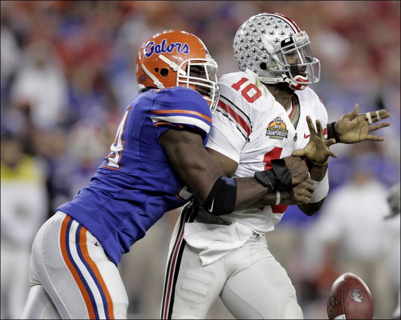 Ohio-State-Troy-Smith-Florida-Jarvis-Moss-2006-title-game.jpg