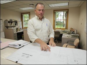 Sylvania Service Director Kevin Aller says the city's decision to go with Texas-based CB&I is based on past experience and the firm's construction of the Oregon tower.