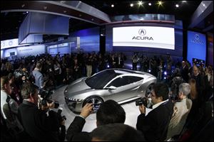 The Acura NSX, which is to be built in Ohio, starting about three years from now, is expected to be nearly identical to the one unveiled at the auto show in Detroit.