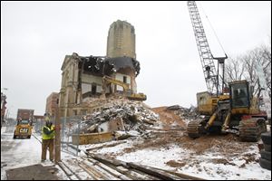 Crews continue work on the demolition of the Seneca County Courthouse, Thursday, Jan. 19.
