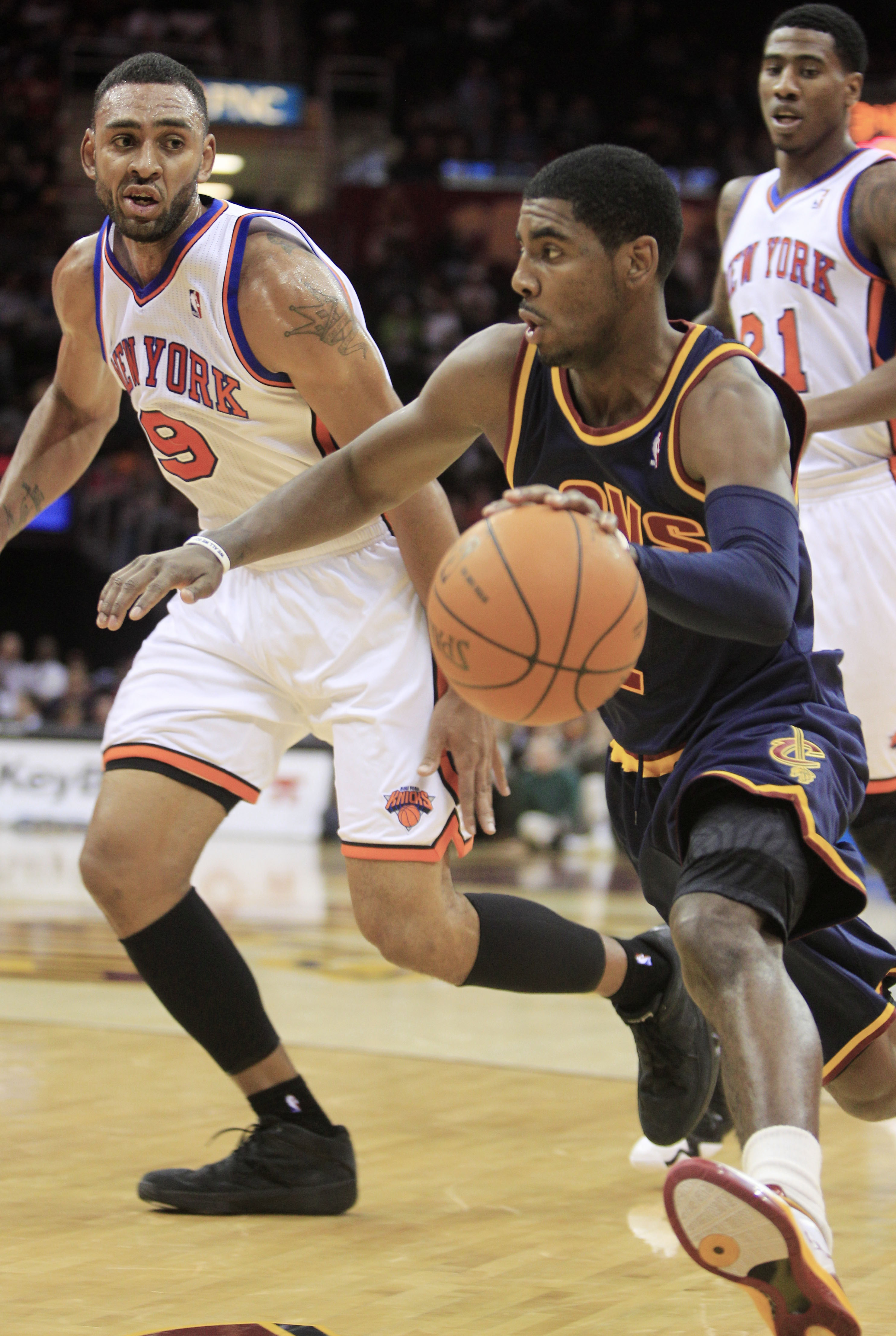 Cavaliers end 4game losing streak with 9181 win over sloppy Knicks