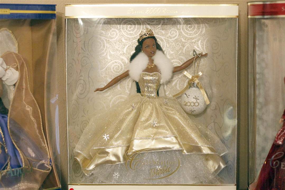 Collect-Call-Peffley-African-American-Celebration-Barbie-2000