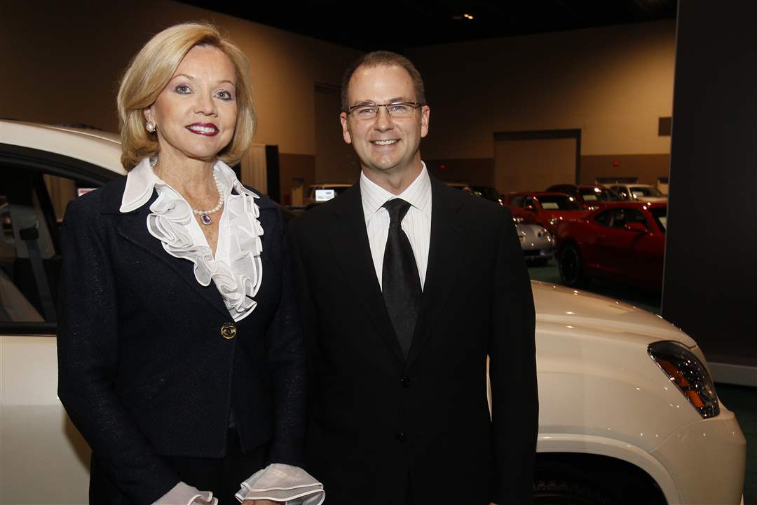 Toledo-Auto-Show-Marianne-Ballas-Bobby-Jorgensen