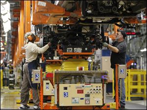 For hourly workers, the pay outs are based on a profit-sharing formula ratified by UAW members last fall.