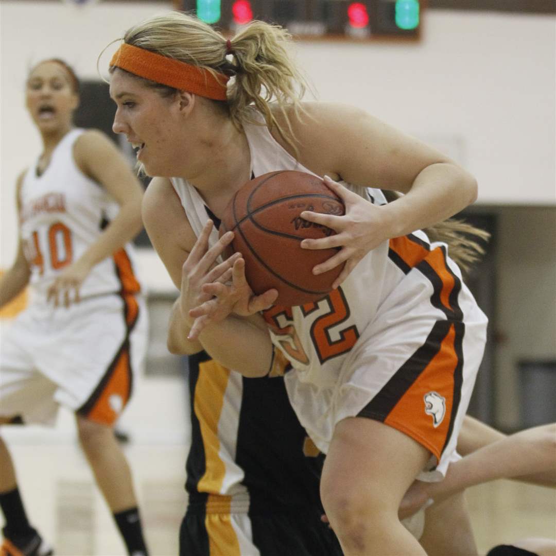 Southview-s-Madi-Thomas-52-comes-up-with-a-loose-ball