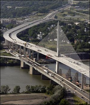 The Veterans’ Glass City Skyway was built between 2002 and
2007. The suspect grout was made at a plant that ceased operation in 2010.