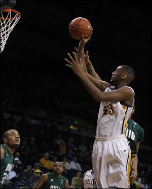 Matt Smith scored 18 points for Toledo to tie for the team lead with Rian Pearson.