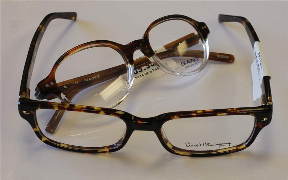 Largeframed glasses fashionable once again The Blade