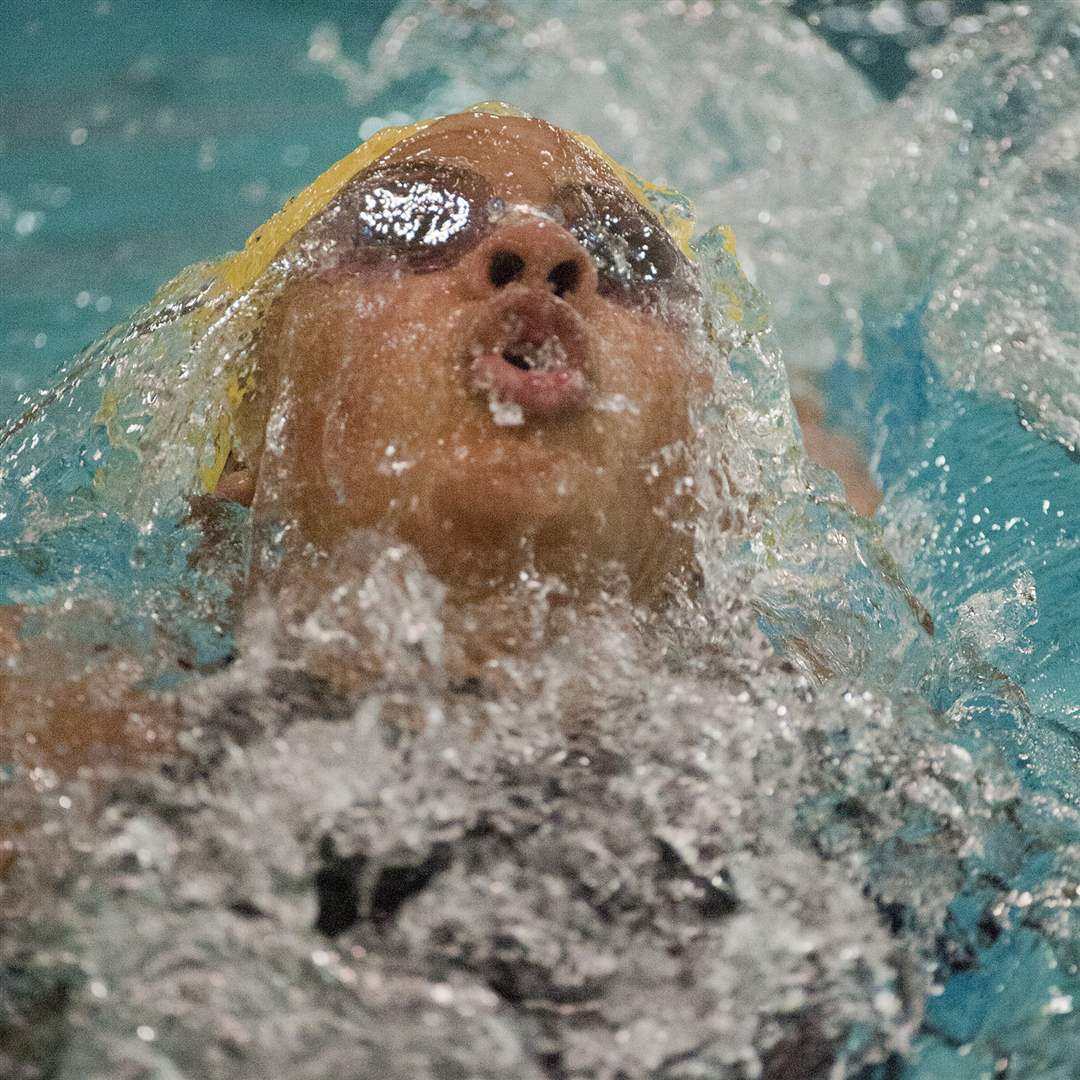 Zhada-Fields-of-Toledo-St-Ursula-Academy-swims-the-final-leg-of-the-consolation-round-of-the-Women-s-100-yard-Bckstroke