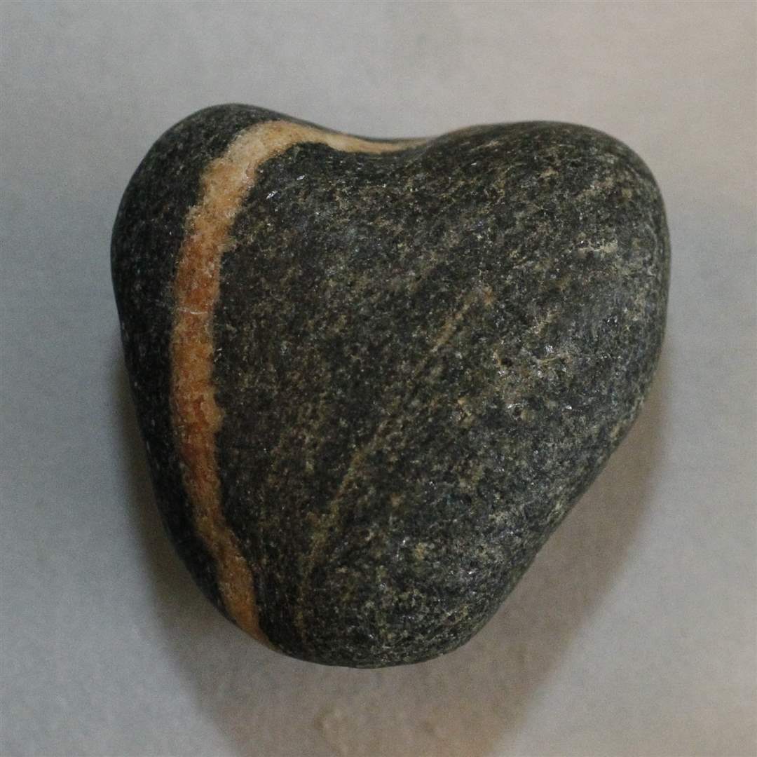 Rothman-heart-rock-1