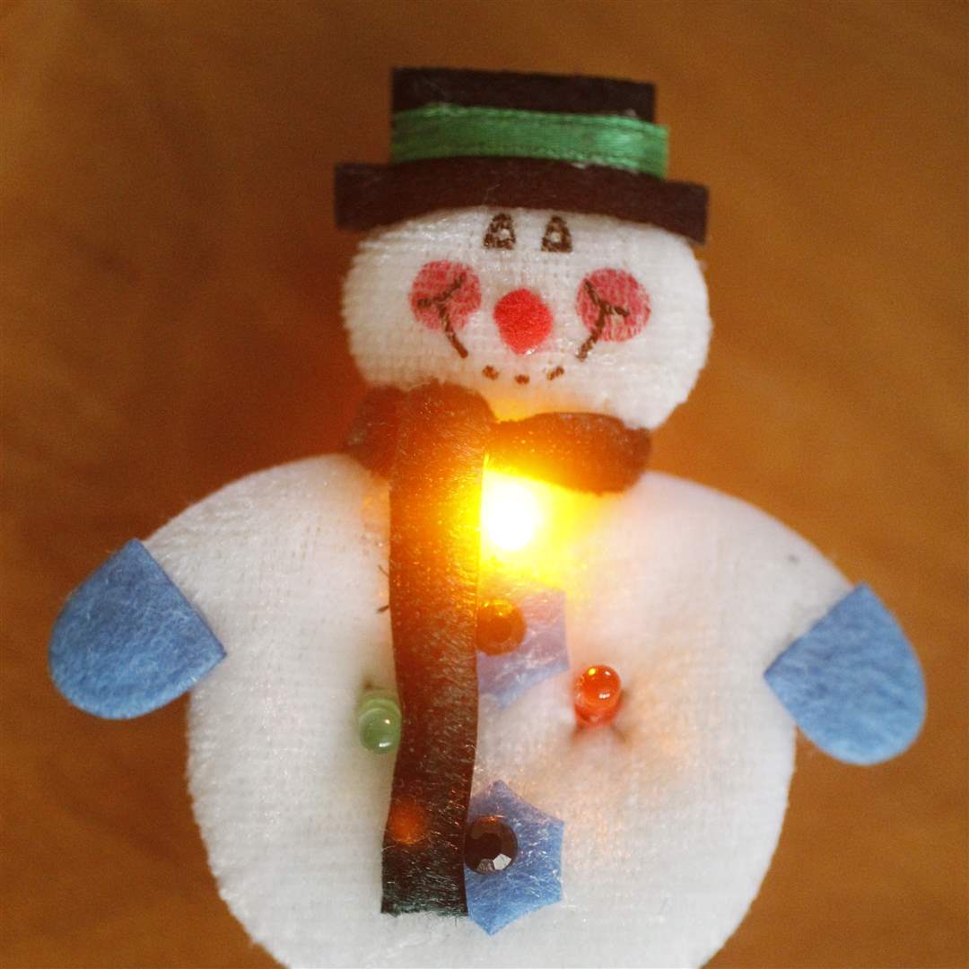 Rothman-snowman-pin-2