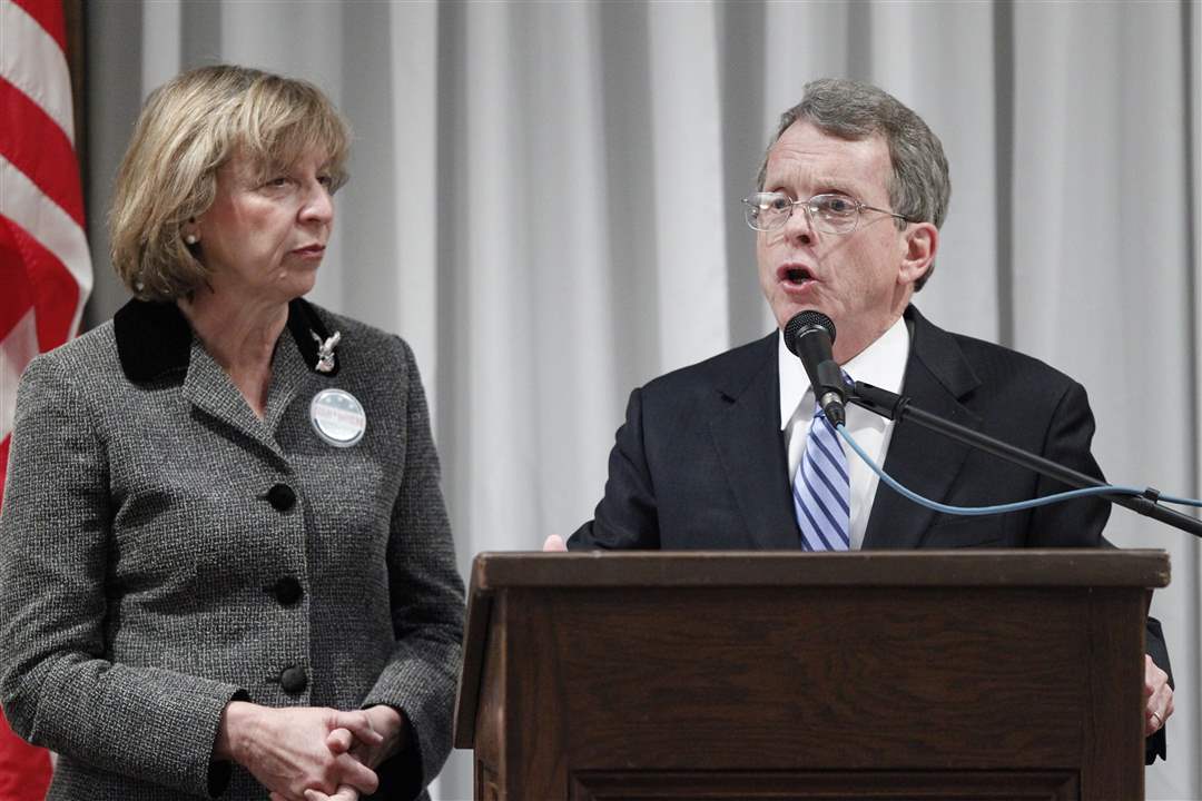 Ohio-Attorney-General-Mike-DeWine-with-wife-Fran