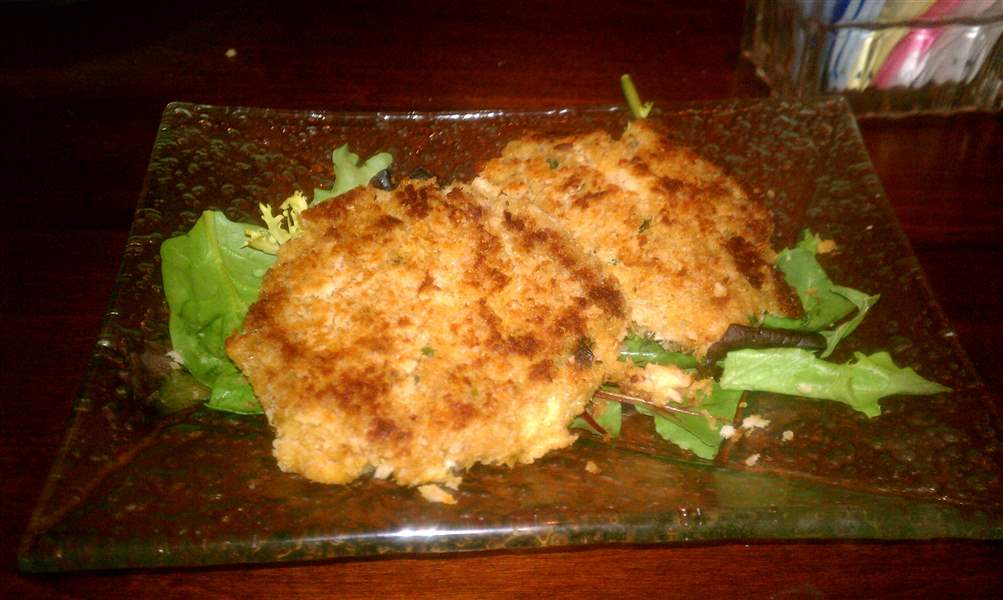 Hungry-I-crab-cakes