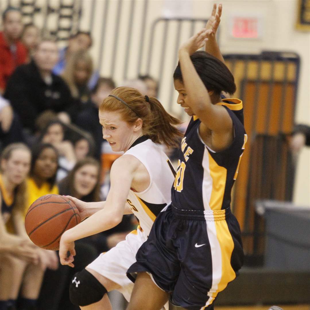 Northview-s-Maddie-Fries-tries-to-dribble-past-Notre-Dame-s-Tylar-Young