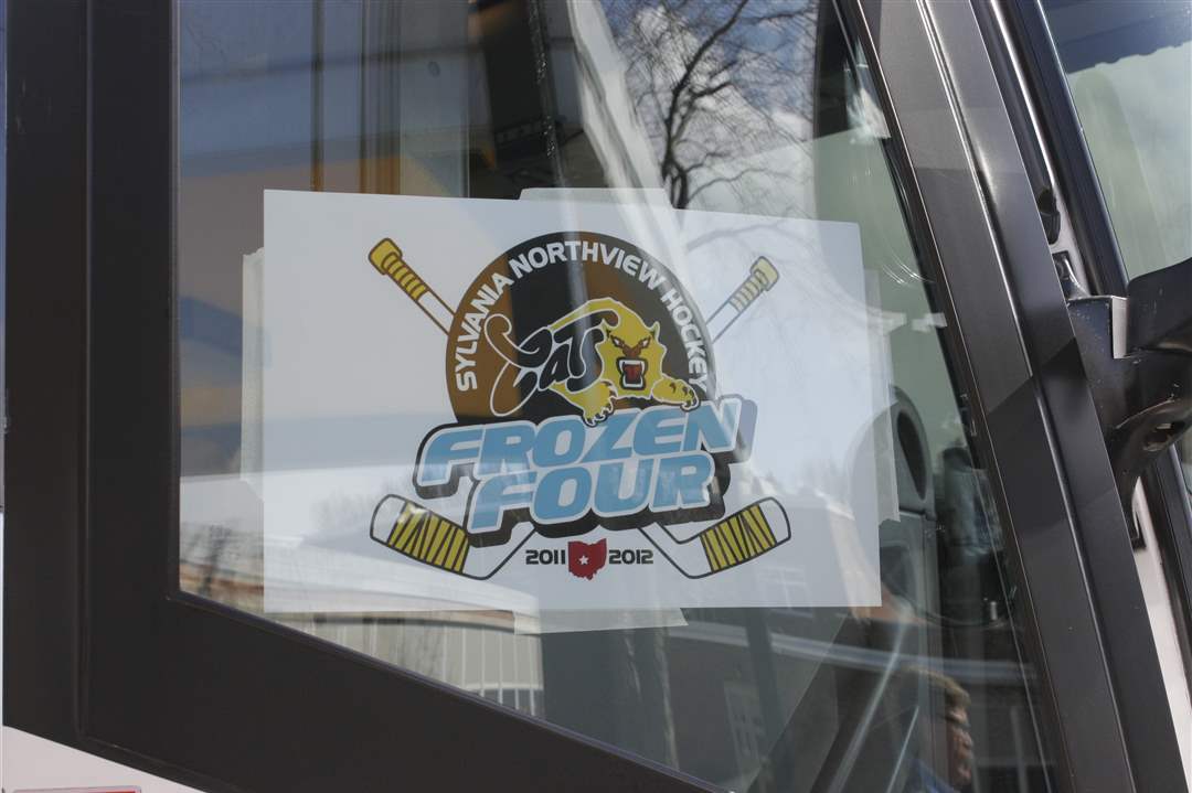 A-Frozen-four-logo-is-proudly-displayed-in-the-Northview-boys-hockey-team-s-bus