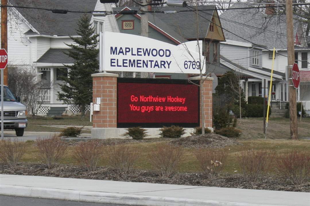 Maplewood-Elementary-School-shows-its-support