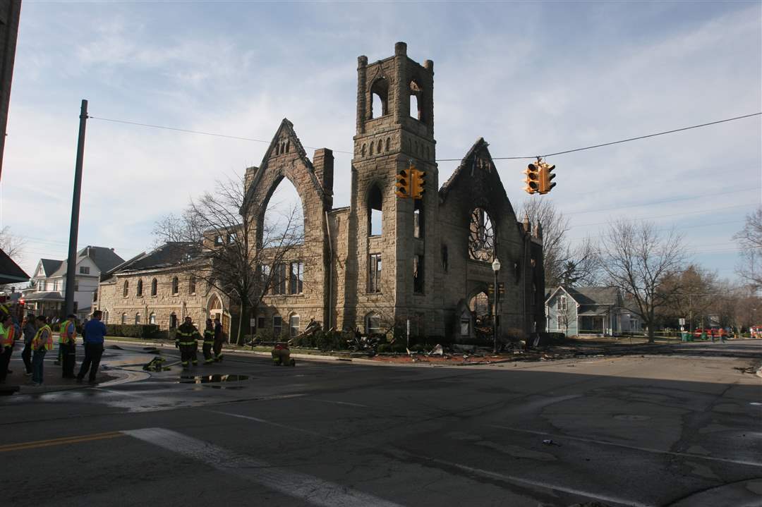 Firefighters-on-Tuesday-afternoon-were-battling-a-massive-blaze-at-First-United-Methodist-Church