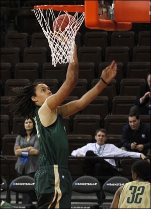 Brittney Griner and her 34-0 Baylor teammates will face UC Santa Barbara Sunday afternoon at Bowling Green State University's Stroh Center.
