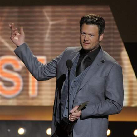 2012-ACM-Awards-Show-male-vocalist-Blake-Shelton