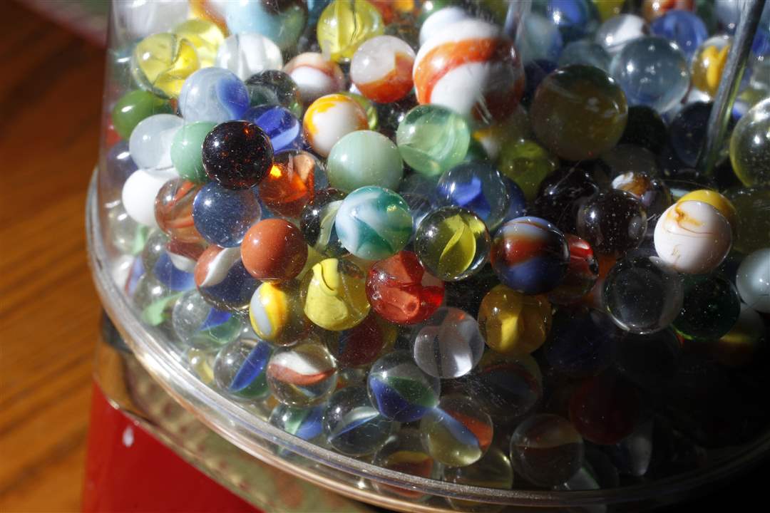 Conklin-marbles-bubble-gum-machine