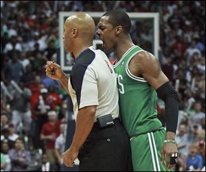Rondo referee