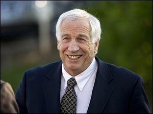 Sandusky Renews Effort to Have Charges Thrown Out
