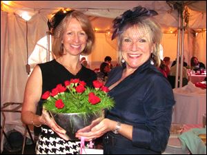 Country Garden Club preview party chairmen were Virginia Keller, left, and Ginger Knudson.