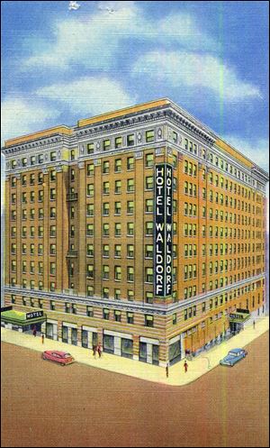 A postcard depicts the Waldorf Hotel at Summit Street and Madison Avenue. 