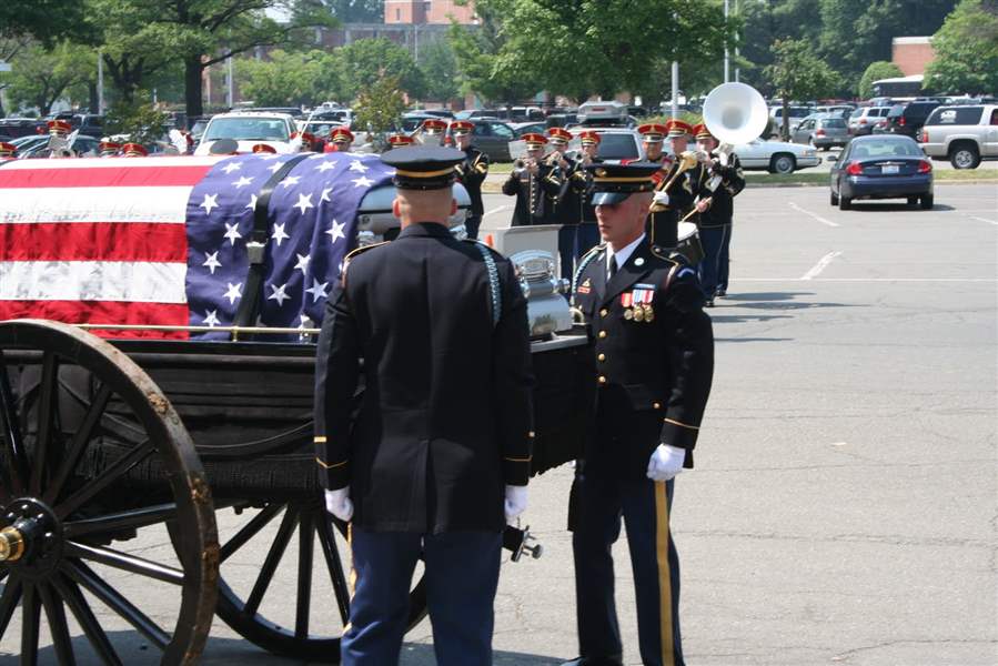 Markey-funeral-casket-1