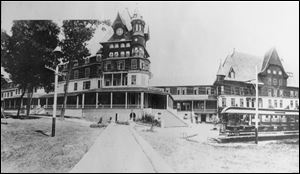 Historical photos of Victory Hotel on South Bass Island.