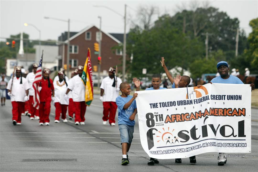 A-parade-kicks-off-the-8th-Annual-African-American-Festival