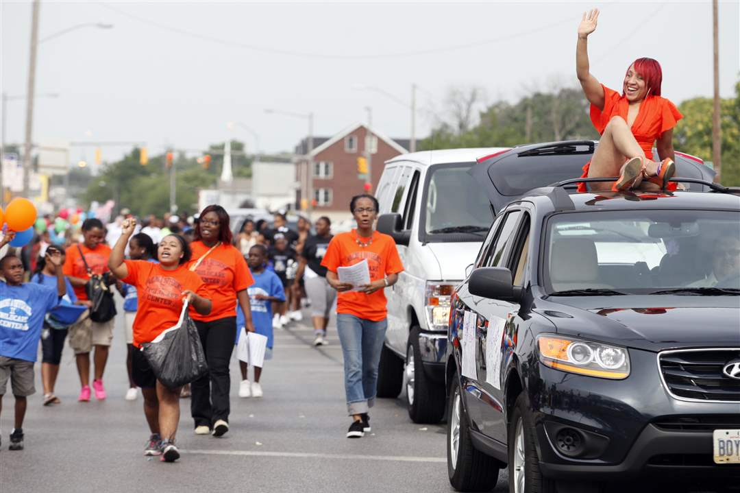 Leshia-Madison-of-Step-Up-Toledo-waves