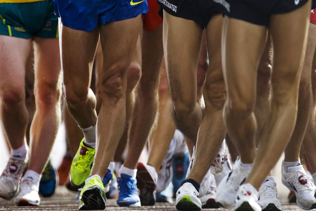 Athletes-compete-in-the-20-kilometer-race