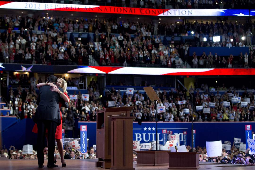 Republican-Convention-Romney-hug