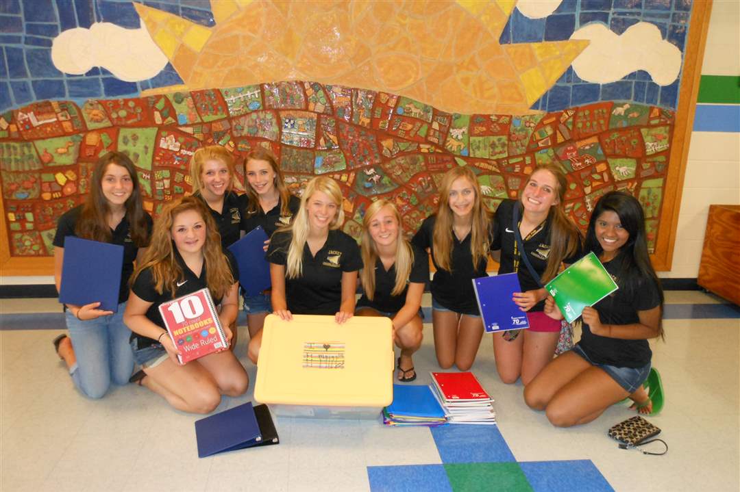PHS-Cheerleaders-school-supplies