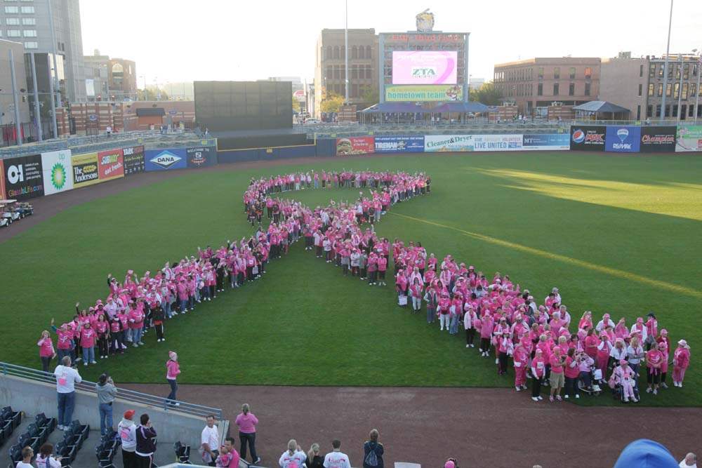 Survivors-create-a-pink-ribbon-in-left-field
