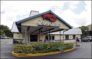 The chain says a quarter of the items on its menu will be non-seafood dishes, up from 8 percent. 