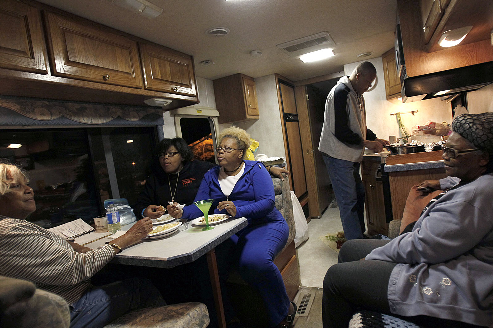 Early voting in Lucas County opens today at Summit Plaza The Blade