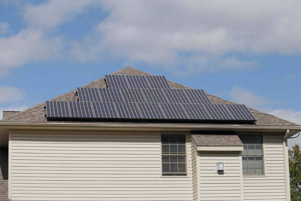 green-tour-solar-panels-Farley