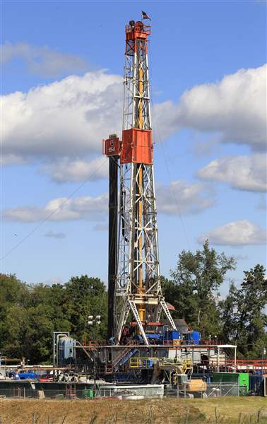 A-drill-rig-in-Carrollton-Ohio-does-its-work-in-rural-Carroll-County