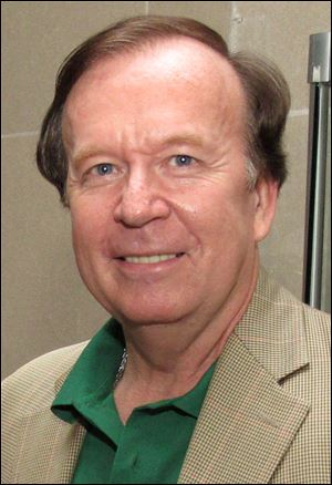 Clyde Scoles