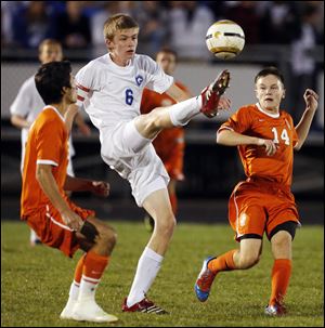 Anthony Wayne's Eddy Wild kicks the ball Tuesday against  Sylvania Southview.