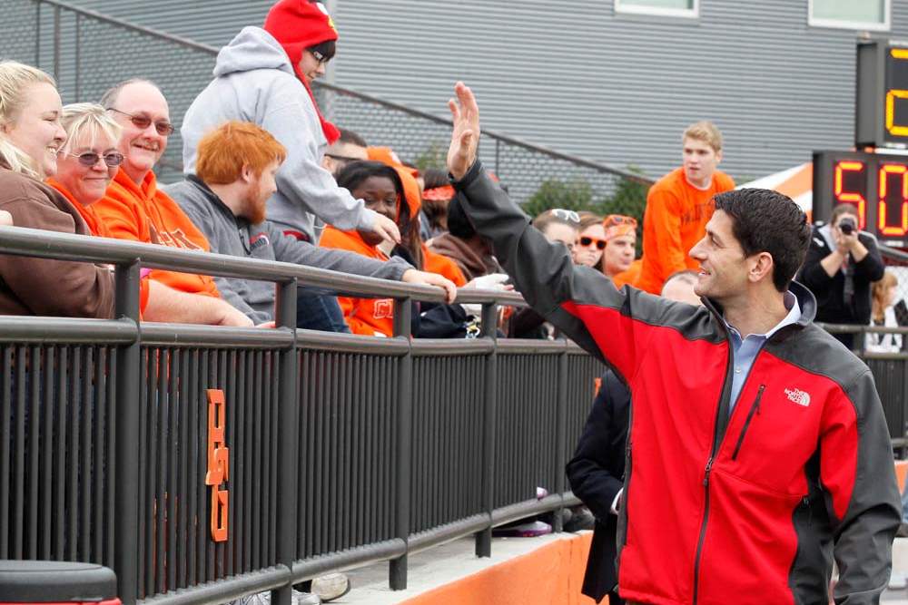 Paul-Ryan-at-BGSU-waving