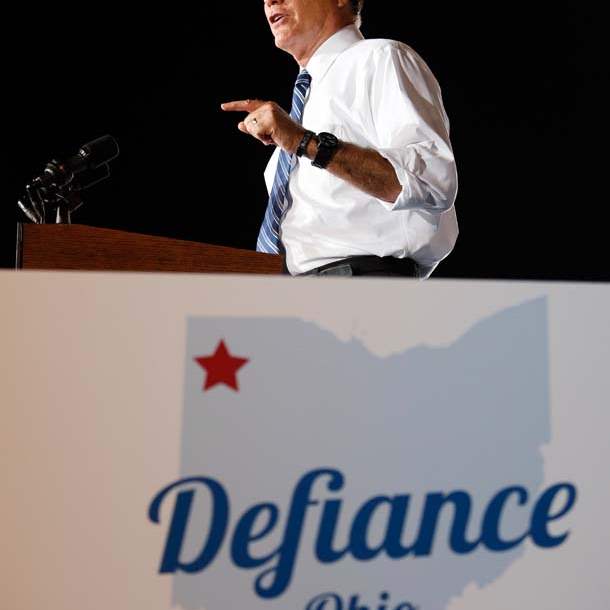 Romney-in-Defiance-pointing